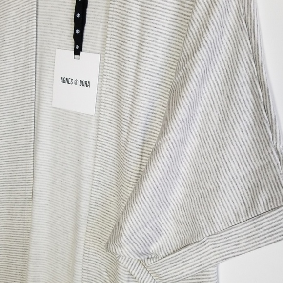 ❗1 LEFT❗Agnes & Dora Staple Cardi - Picture 3 of 3